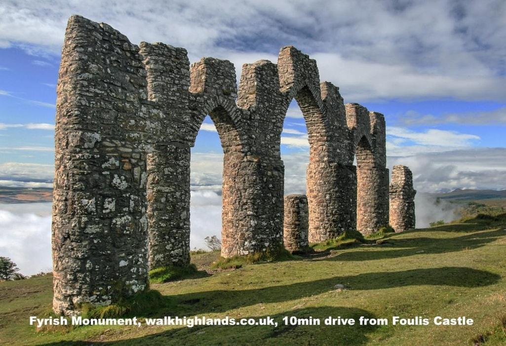 Foulis Castle Gate Lodge Evanton Esterno foto